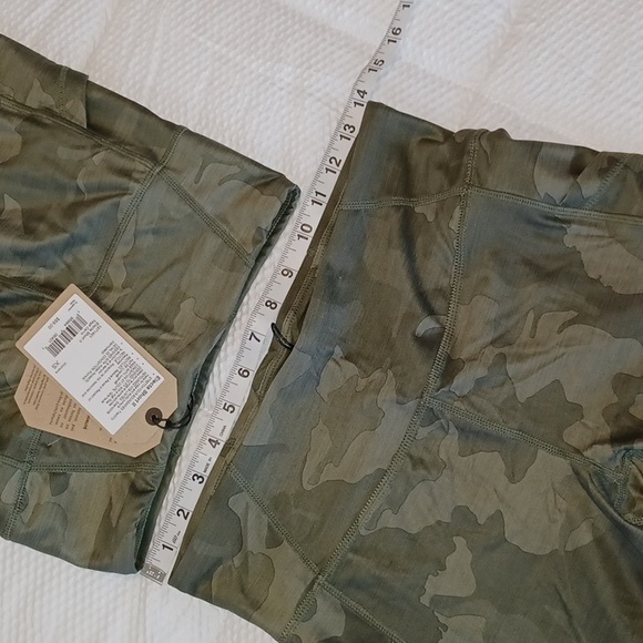 NWT Prana Electa Short II - Picture 8 of 8